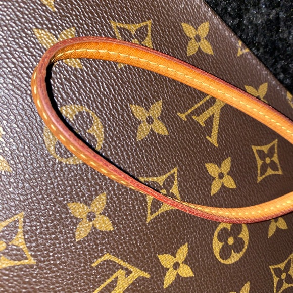 Louis Vuitton Monogram Neverfull MM GM Pochette - Picture 3 of 8